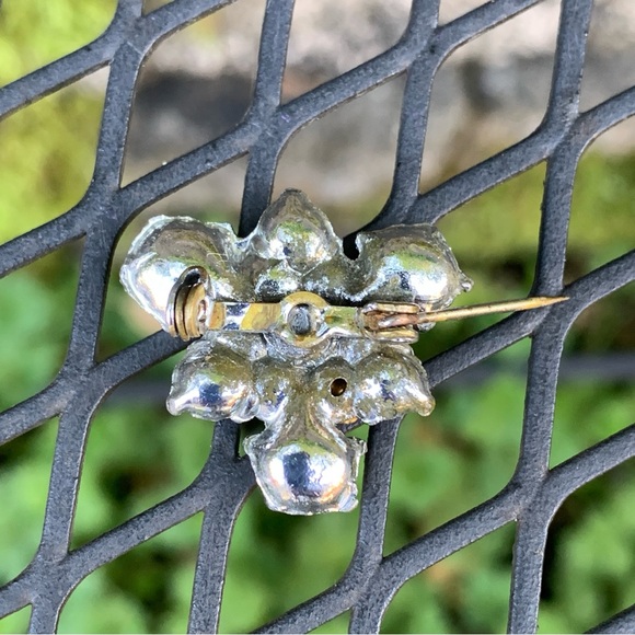 🤩3/$20 Vintage Clear Rhinestone Silver Lapel Hat Triangle Pin Brooch MidCent MCM - Picture 4 of 9
